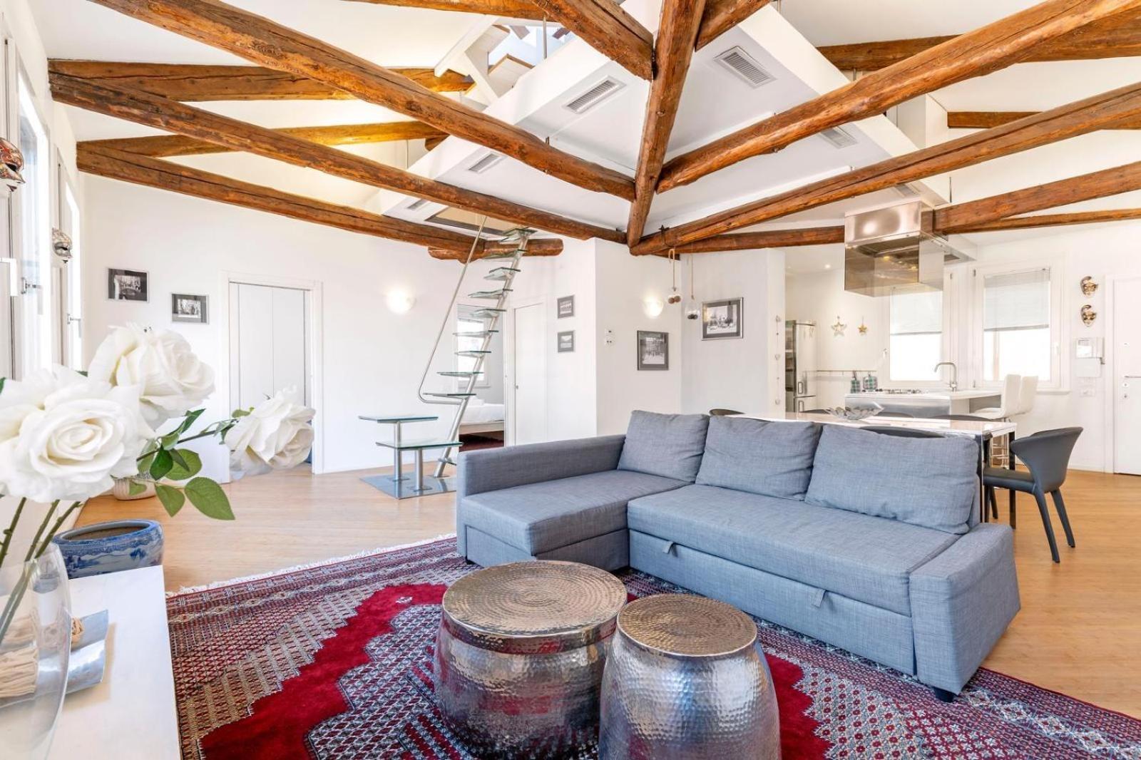 Apartment Comecasa 5 Min Walk From San Marco With Beautiful Roof Terrace