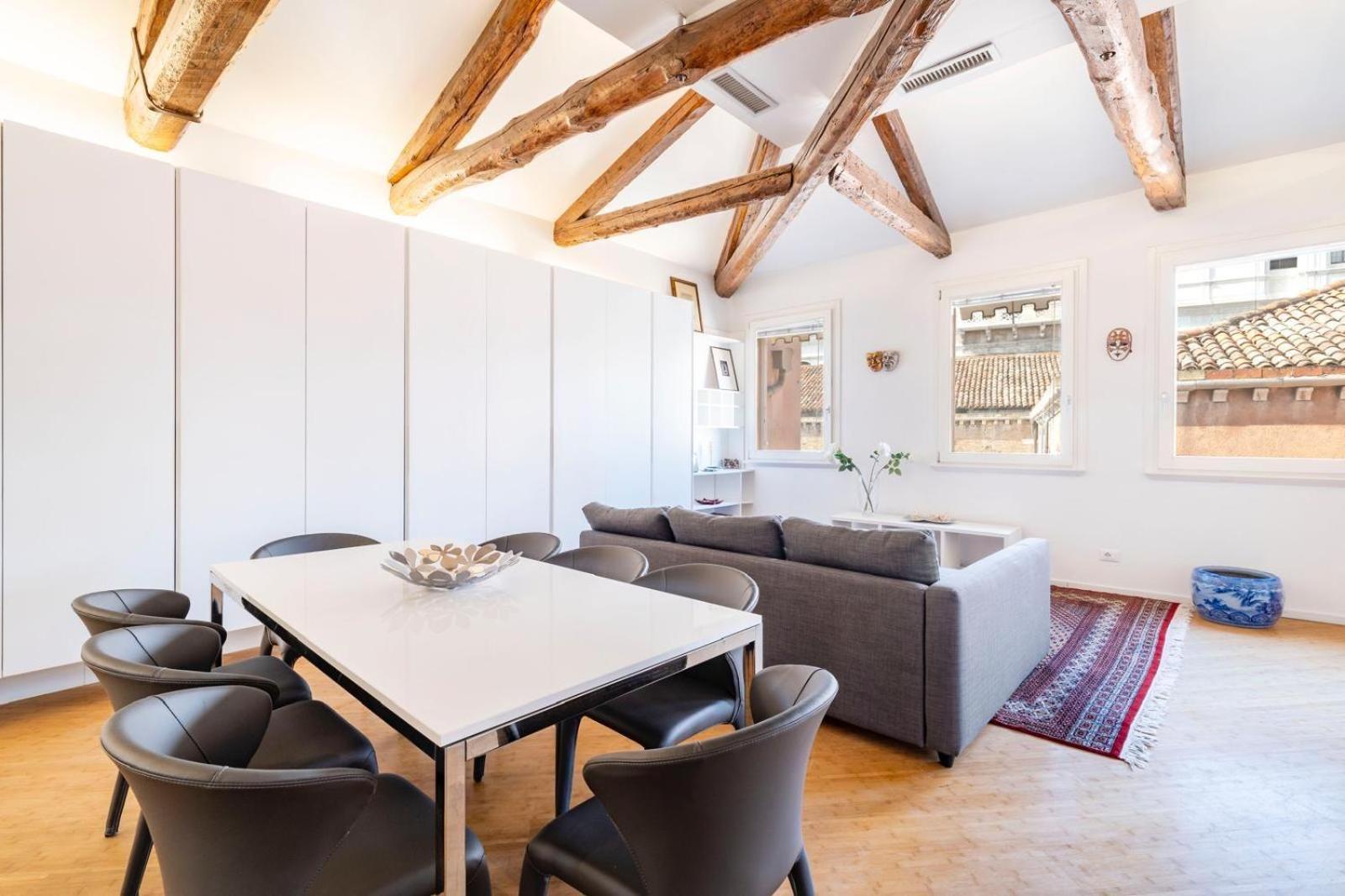 Apartment Comecasa 5 Min Walk From San Marco With Beautiful Roof Terrace
