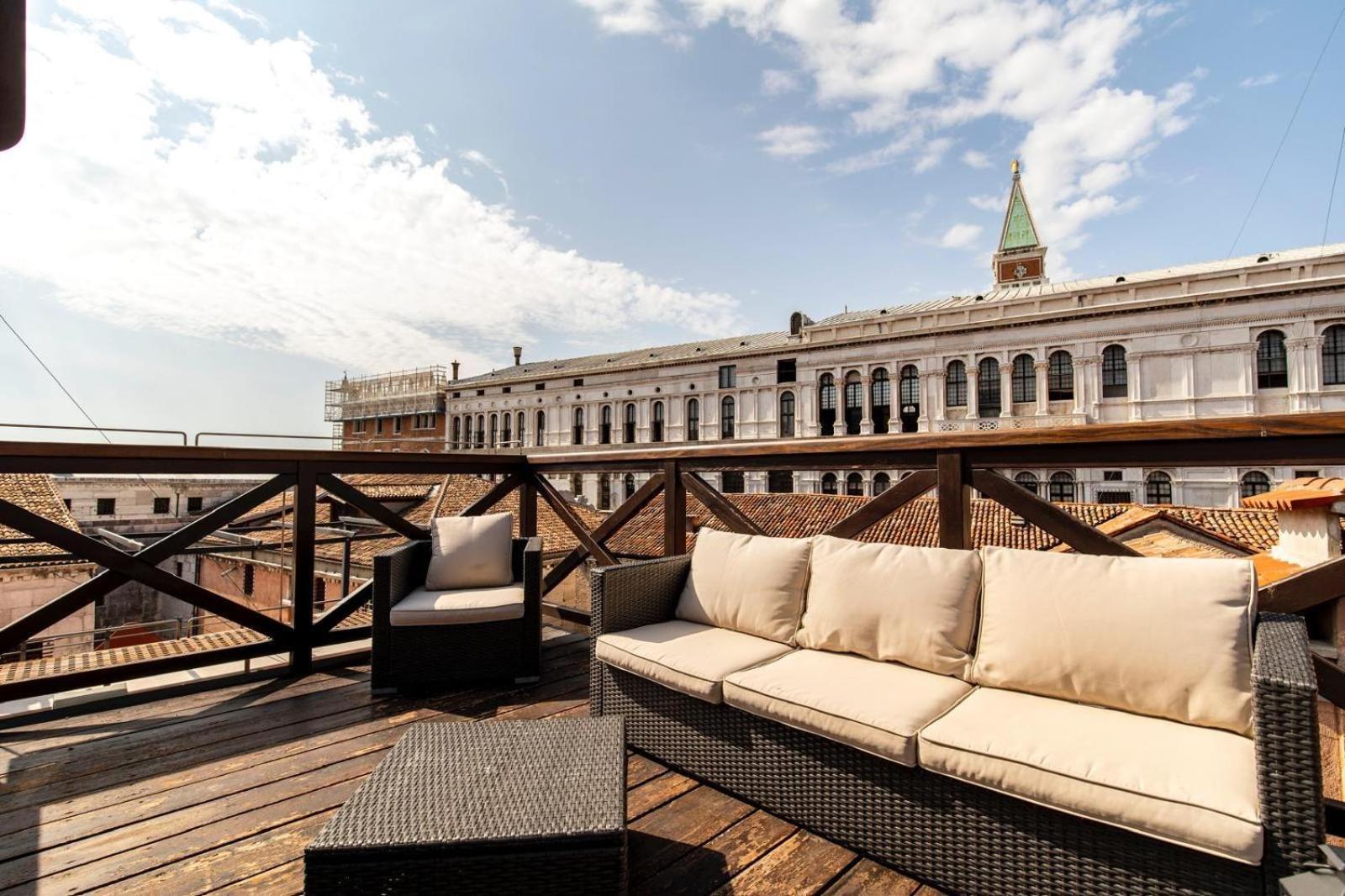 Comecasa 5 Min Walk From San Marco With Beautiful Roof Terrace Apartment Venice