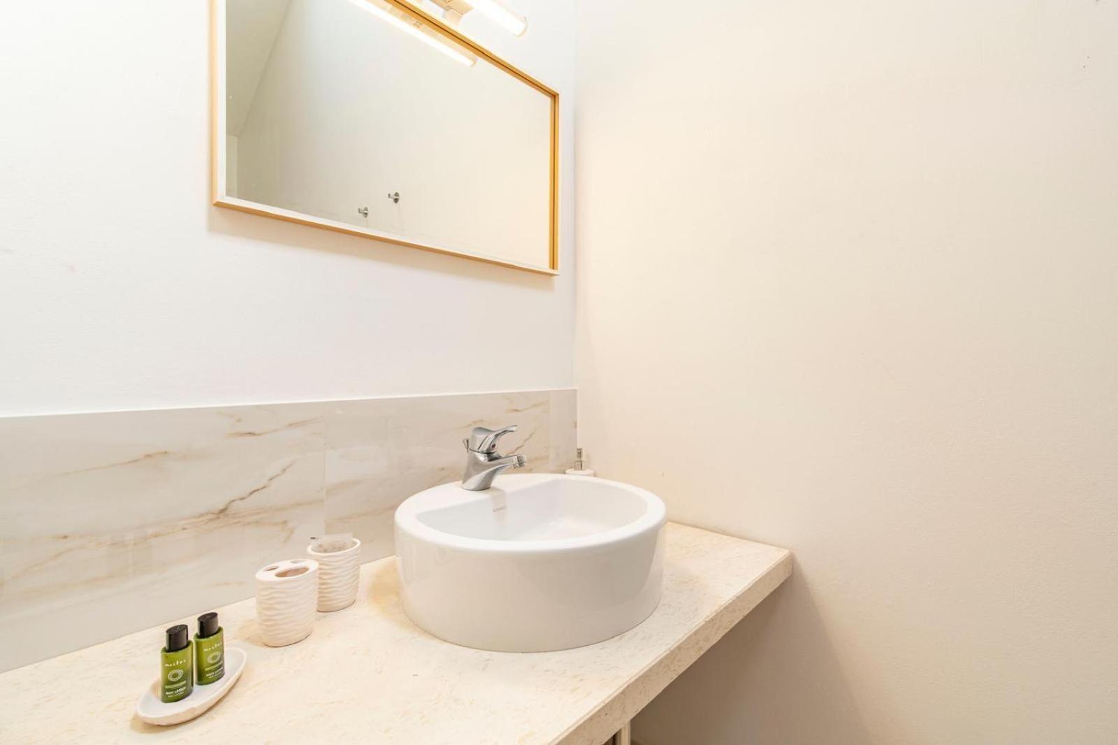 Apartment Comecasa 5 Min Walk From San Marco With Beautiful Roof Terrace Venice